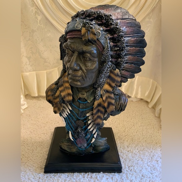 YOUNGS INC. VINTAGE INDIAN CHIEF &. BUST FIGURINE - Picture 6 of 9